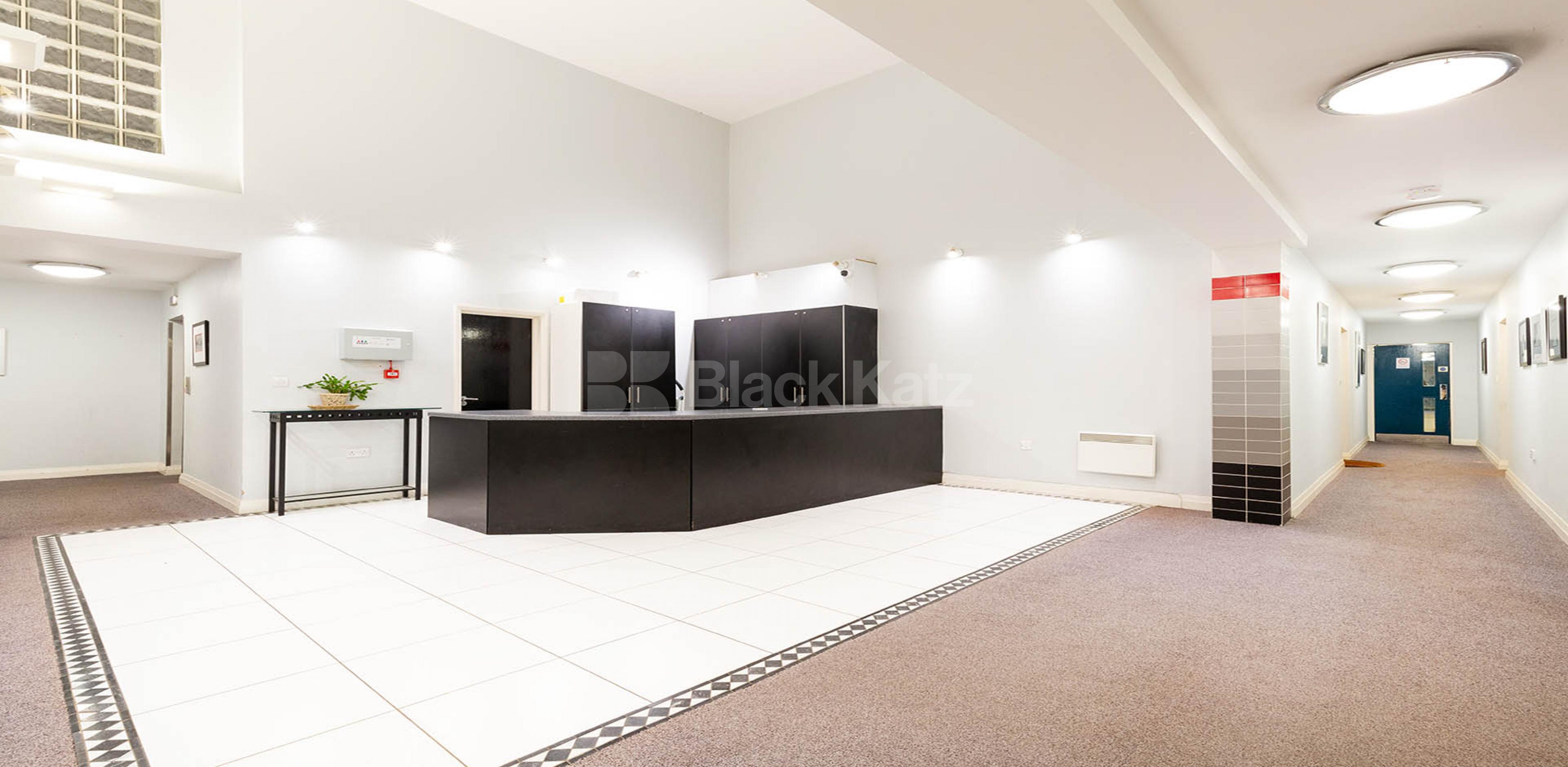 			SECURE PARKING AND ONSITE GYM INC, 2 Bedroom, 1 bath, 1 reception Apartment			 Northpoint, Tottenham lane, Crouch End N8